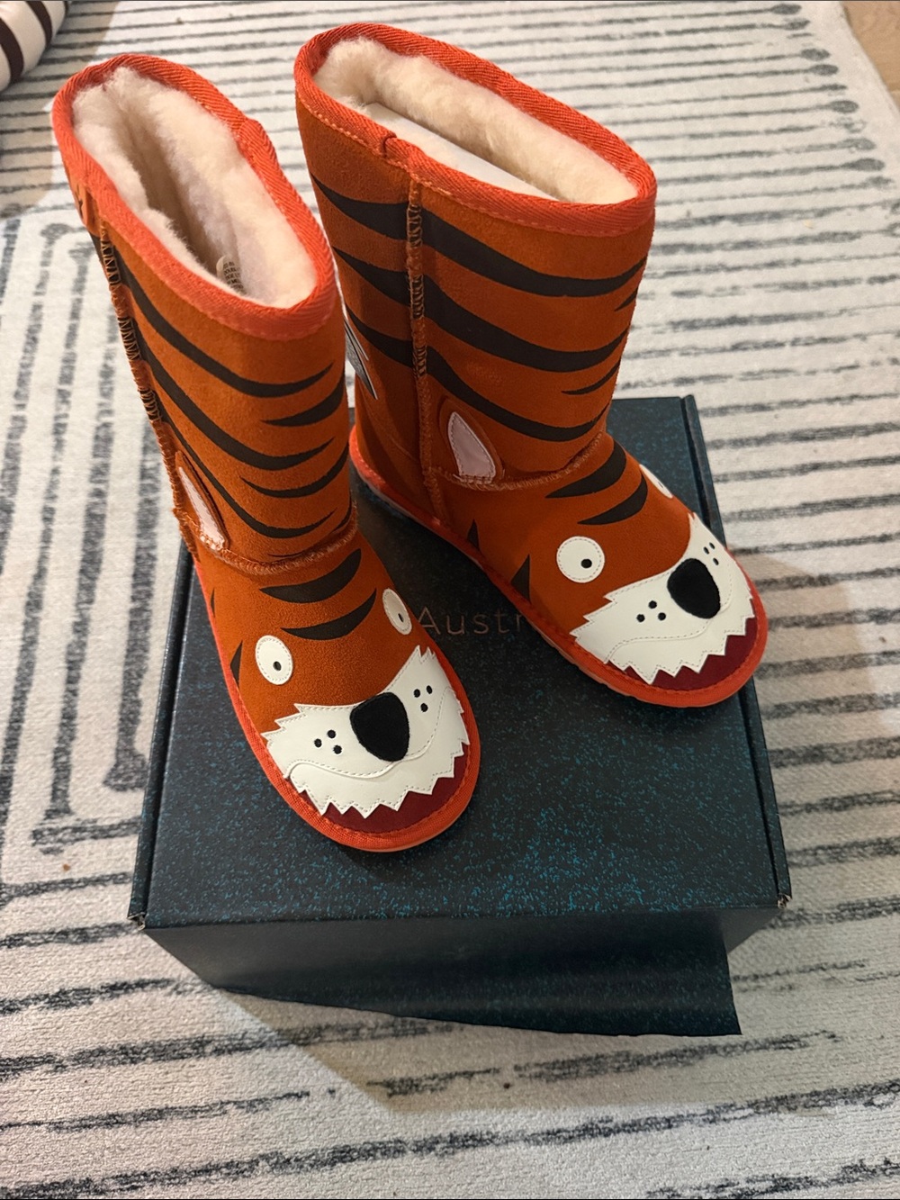 Kids EMU Orange Tiger One-Piece Boots with wool Lining